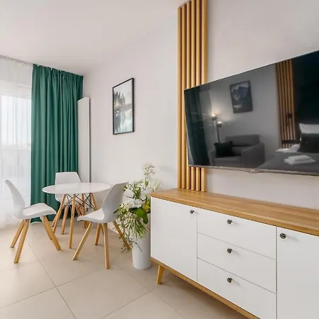Apartment Aquamarina Prima 12 By Renters *